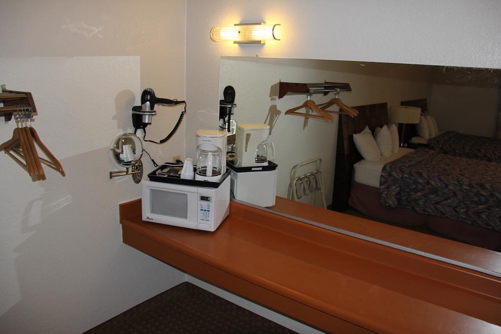 Tahoe North Hotel