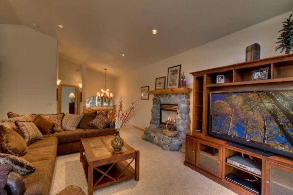 2058 Lukins Way Holiday home South Lake Tahoe