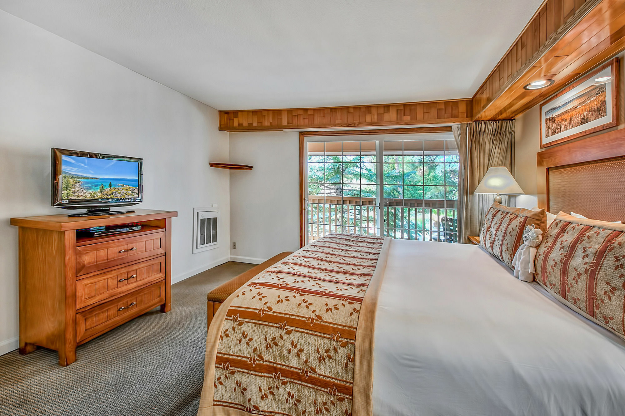 Lodge The Tahoe & Club Owners Association