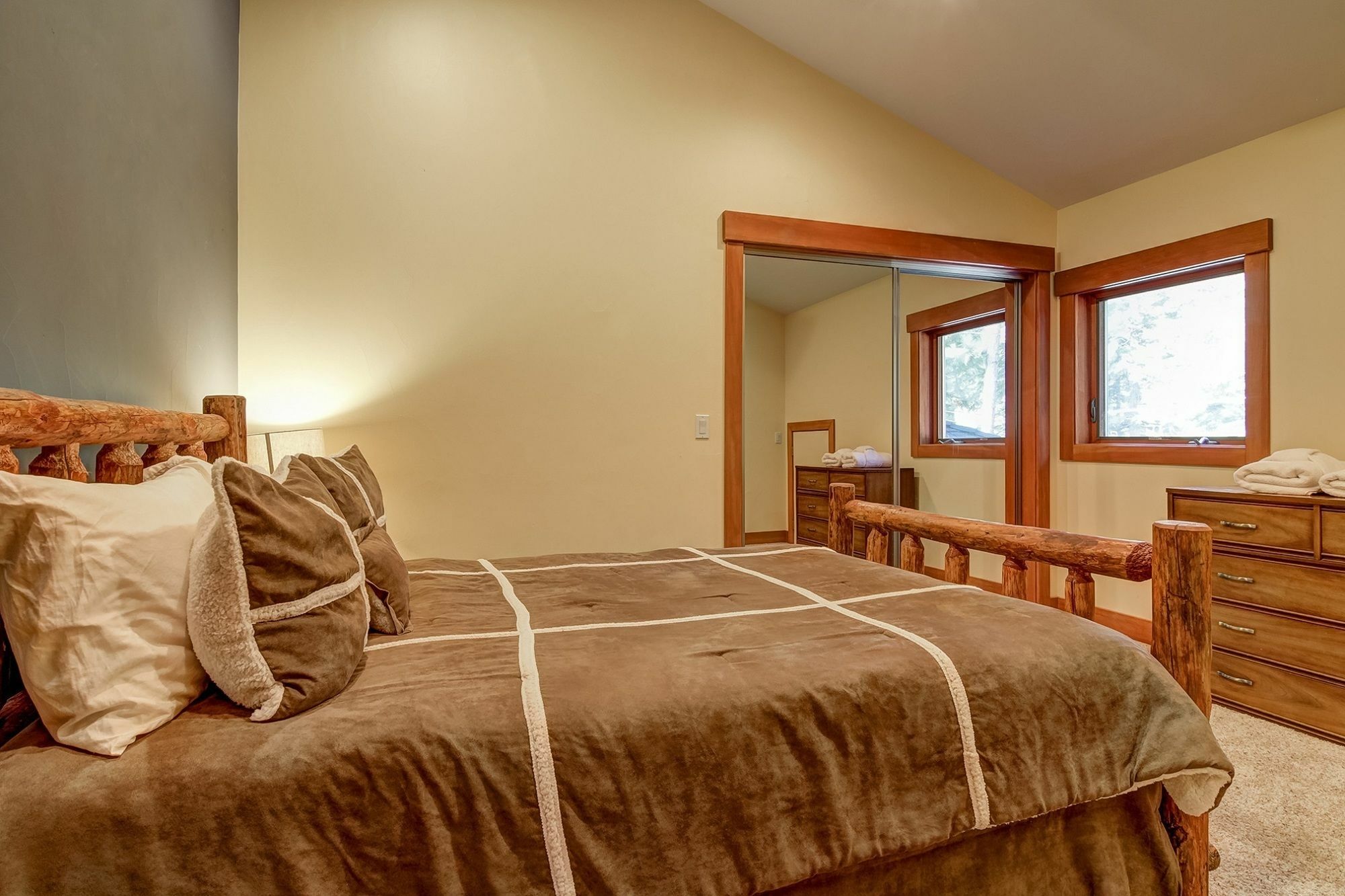 Aspen Acres - Five Bedroom * South Lake Tahoe
