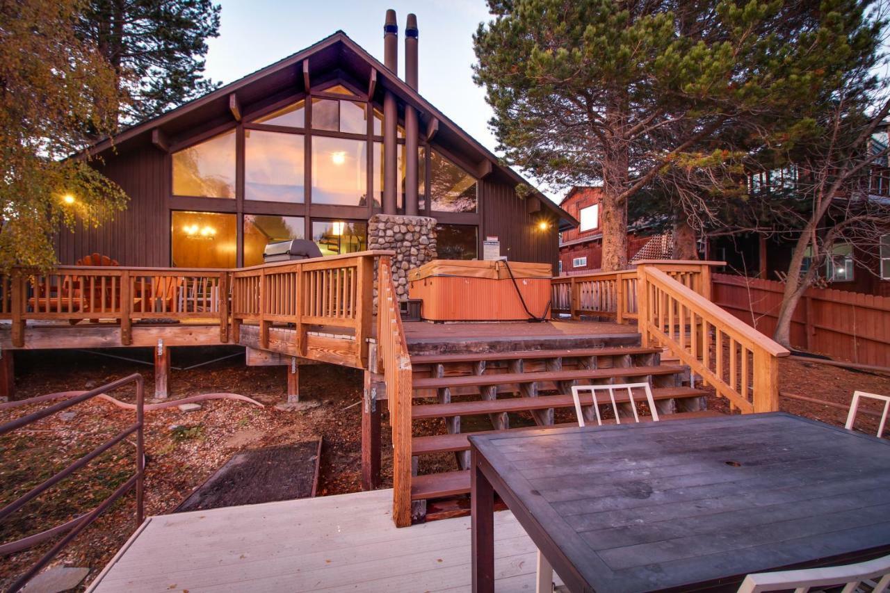 Waterfront Apres' Ski Cabin Holiday home *