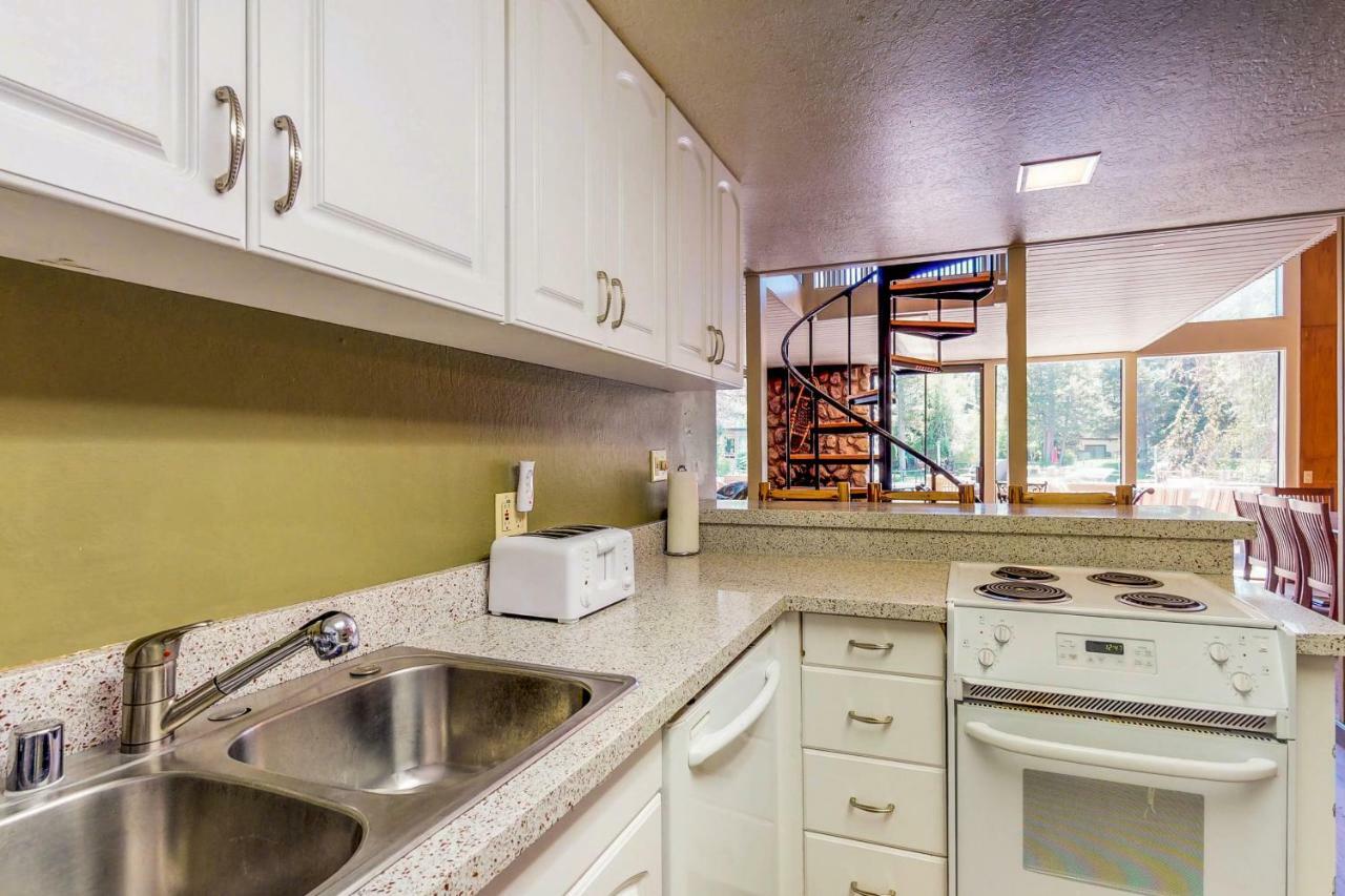 Holiday home Waterfront Apres' Ski Cabin South Lake Tahoe