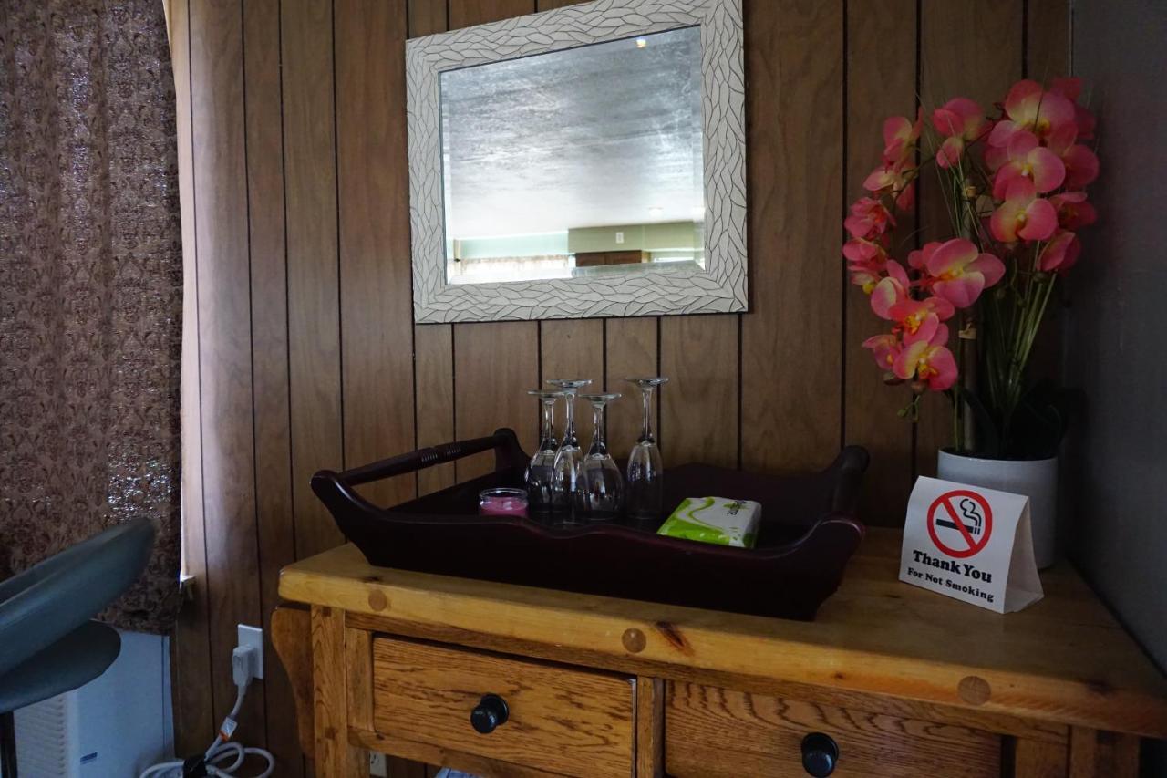 A&a Tahoe Inn