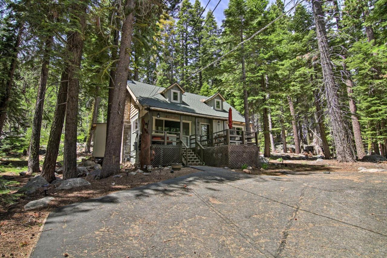 Private Tahoe Mtn Backing To The Forest! Holiday home South Lake Tahoe