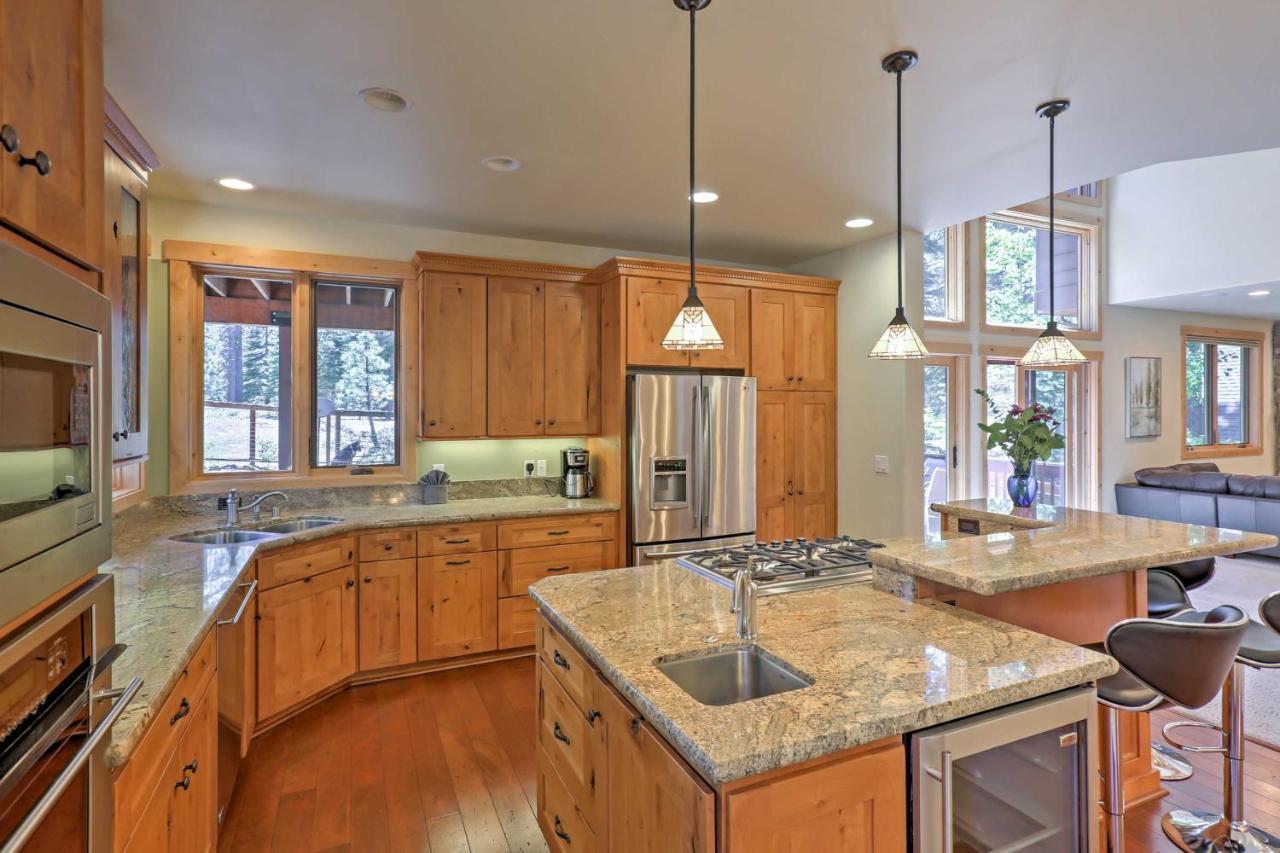 Holiday home Tahoe With Forest Views At Heavenly! South Lake Tahoe