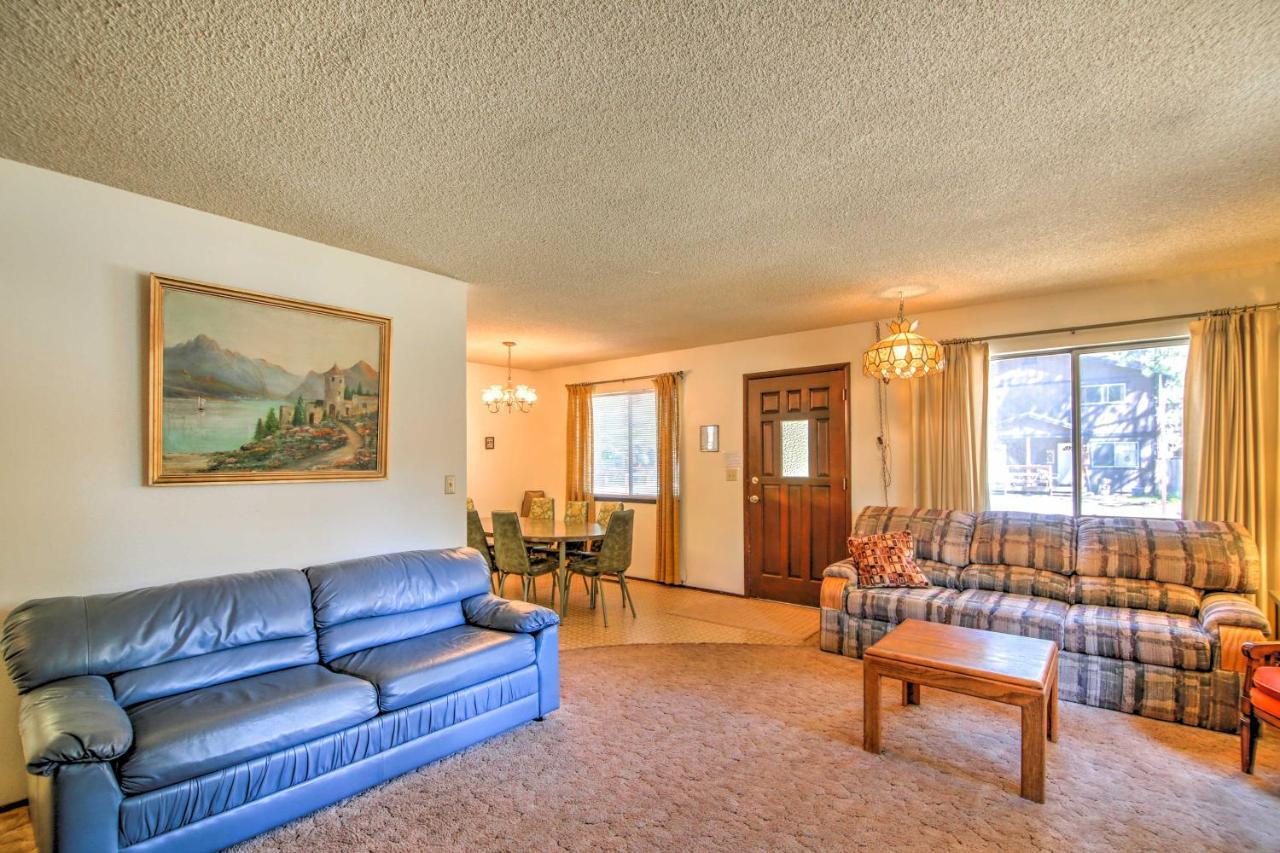 Quaint Pet-friendly In South Tahoe! Holiday home South Lake Tahoe