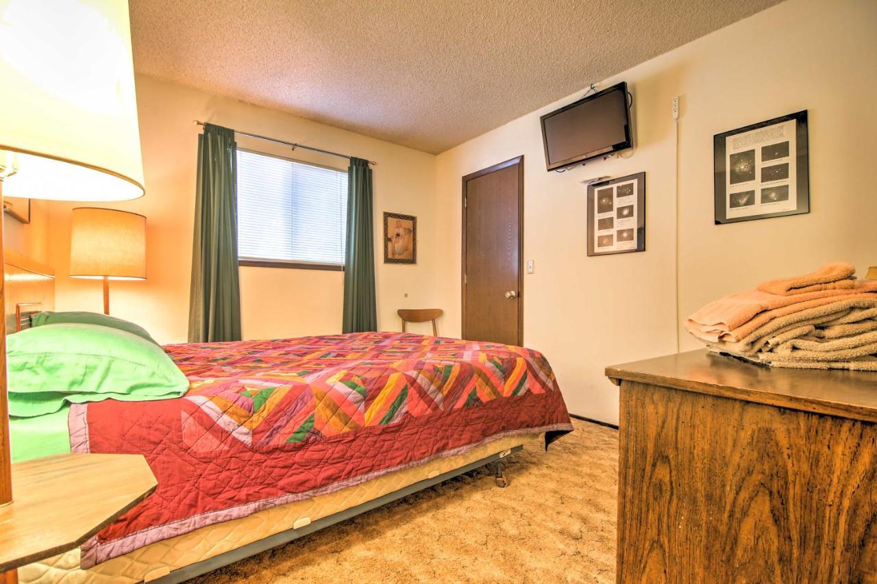 Holiday home Quaint Pet-friendly In South Tahoe! *