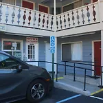 Thunderchief Inn