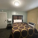 Pinewood Inn
