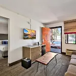 Hotel Becket, BW Signature Collection