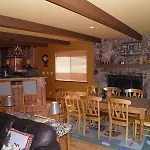 584 Alpine Dr