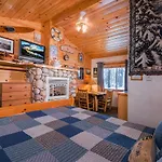 Fireside Lodge