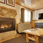 3 Peaks Resort & Beach Club