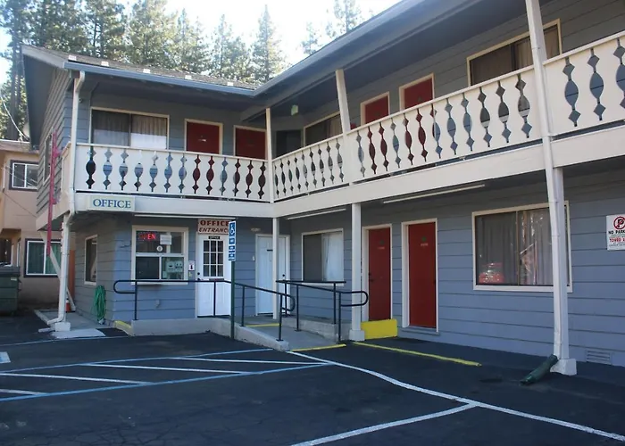 Thunderchief Inn