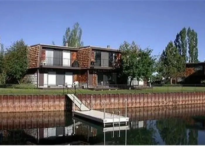 533 Emerald Drive