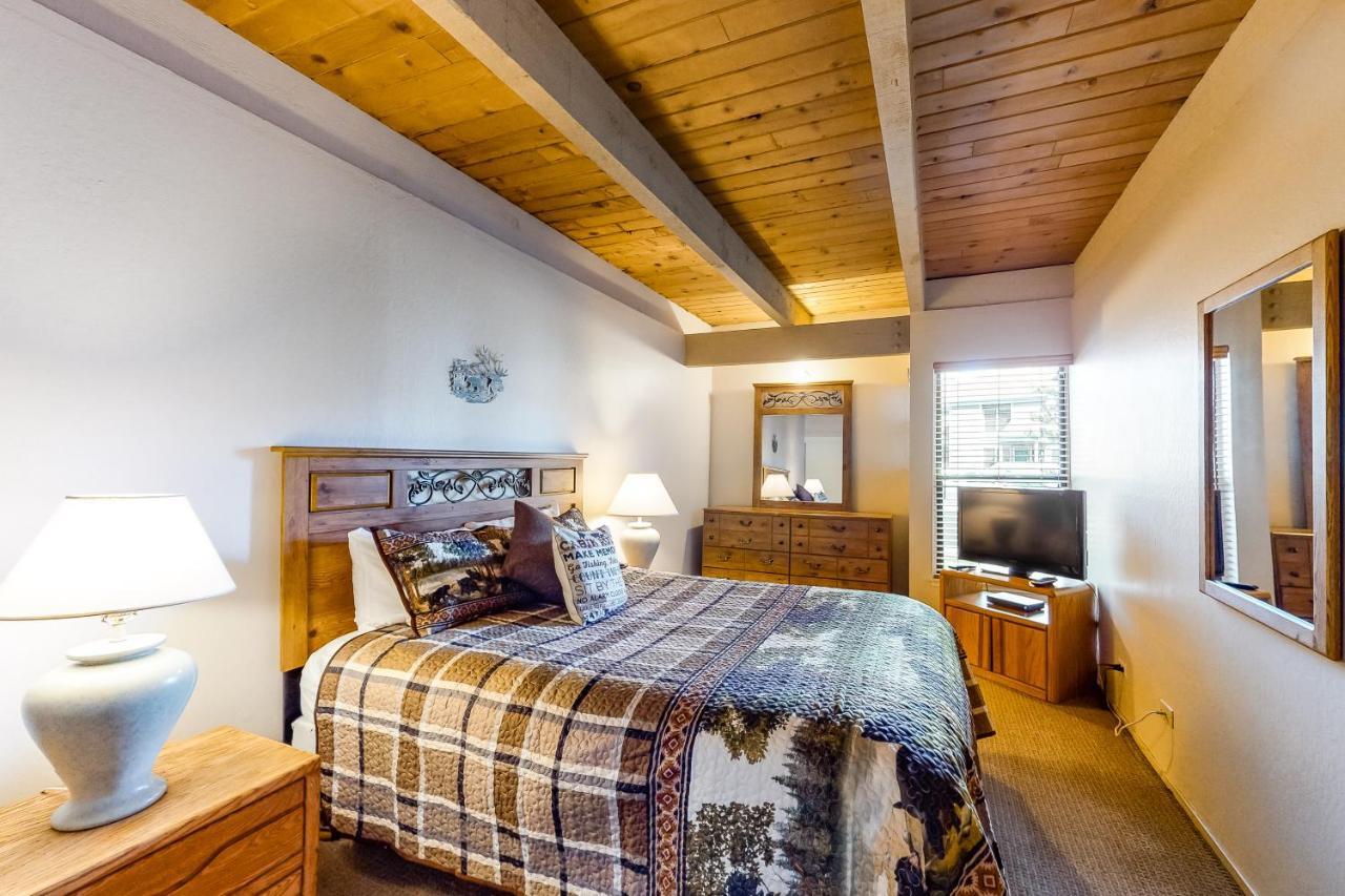 Flip Flops & Boots Hotel
