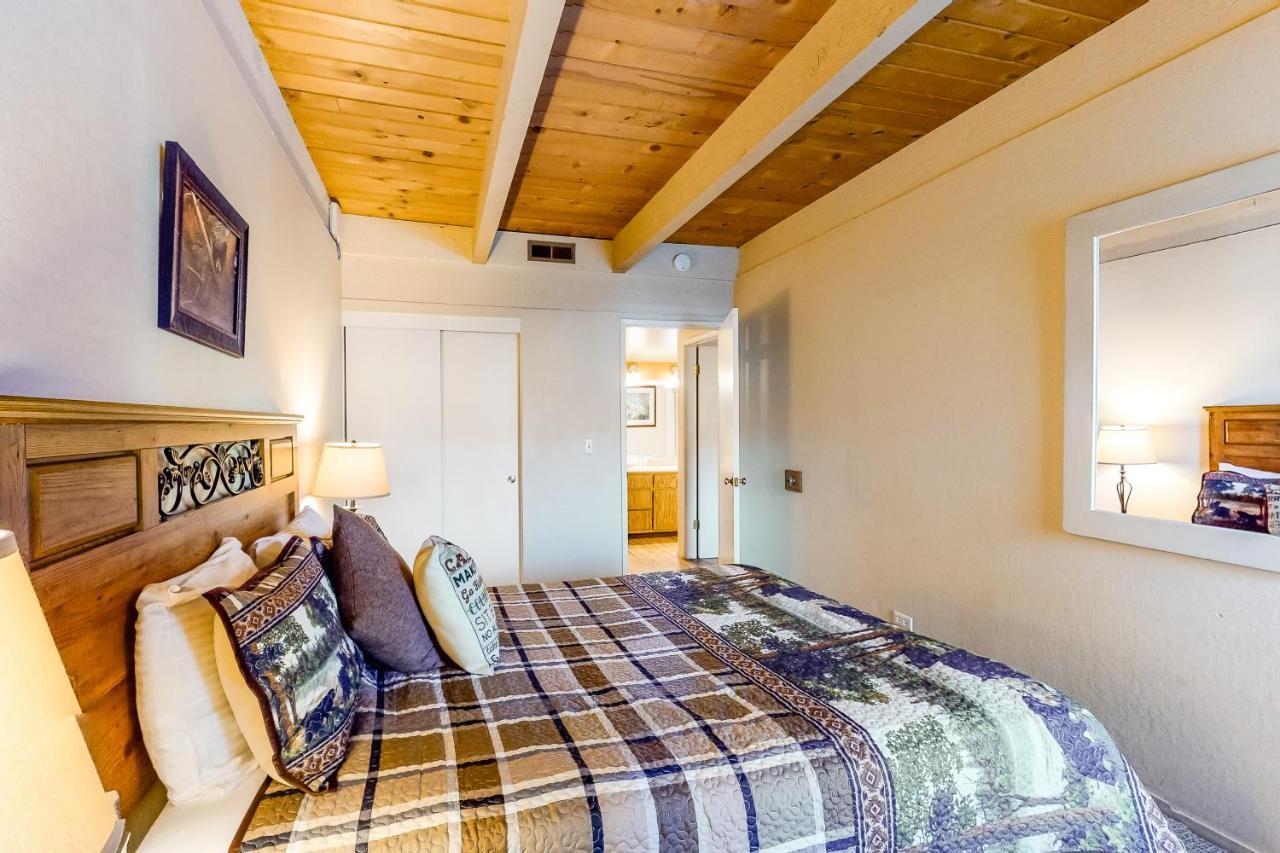 Flip Flops & Boots Hotel South Lake Tahoe