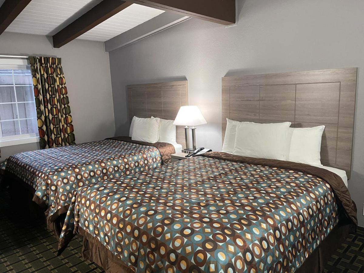 Travel Motel