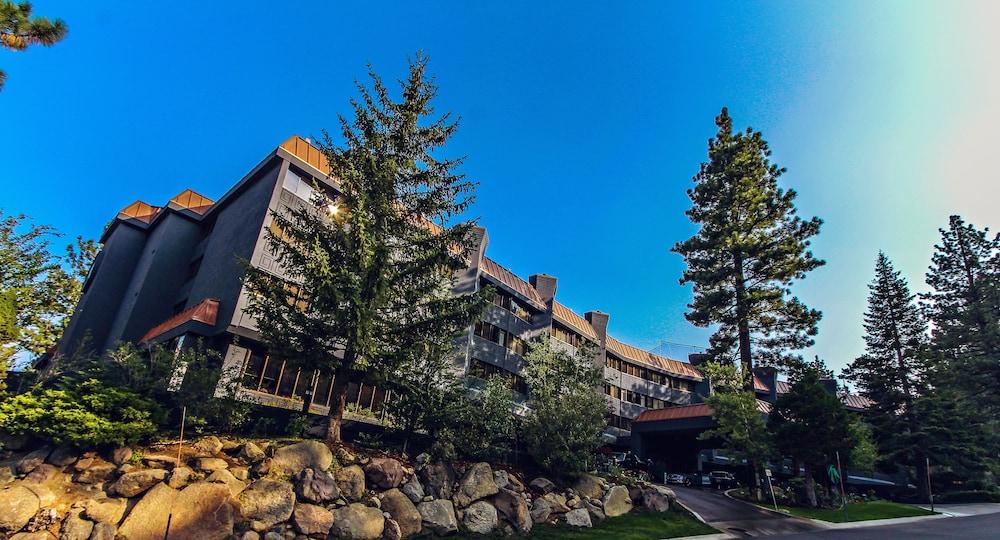Hilton Vacation Club Tahoe Seasons Tahoe Hotel South Lake Tahoe