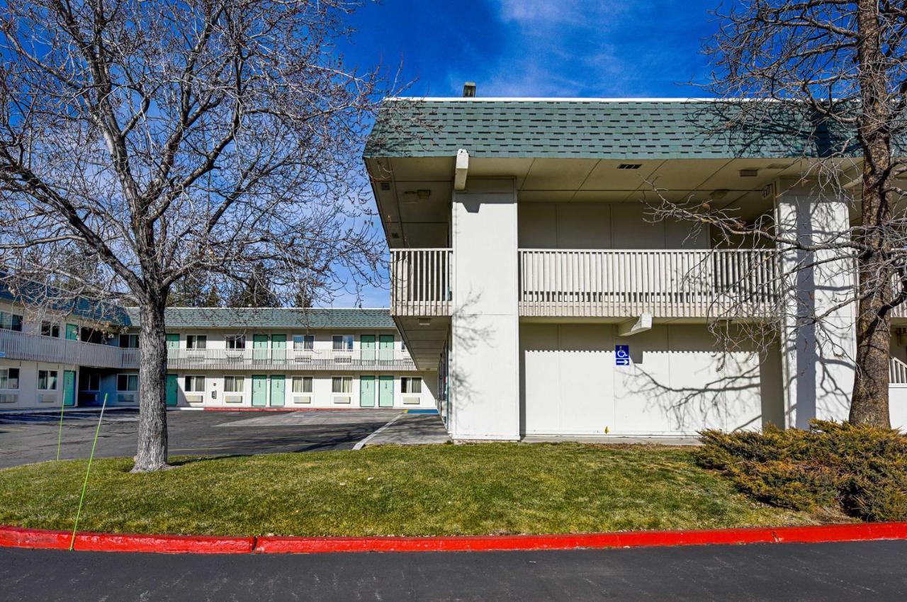 Hotel 6-south Tahoe, Ca 2*