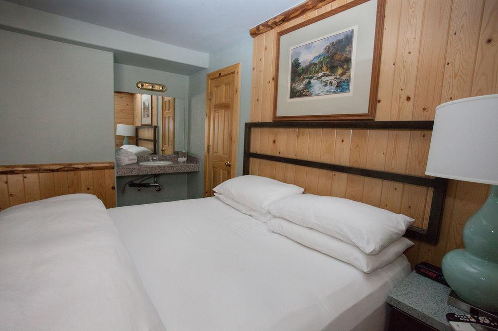 3 Peaks & Club 3*