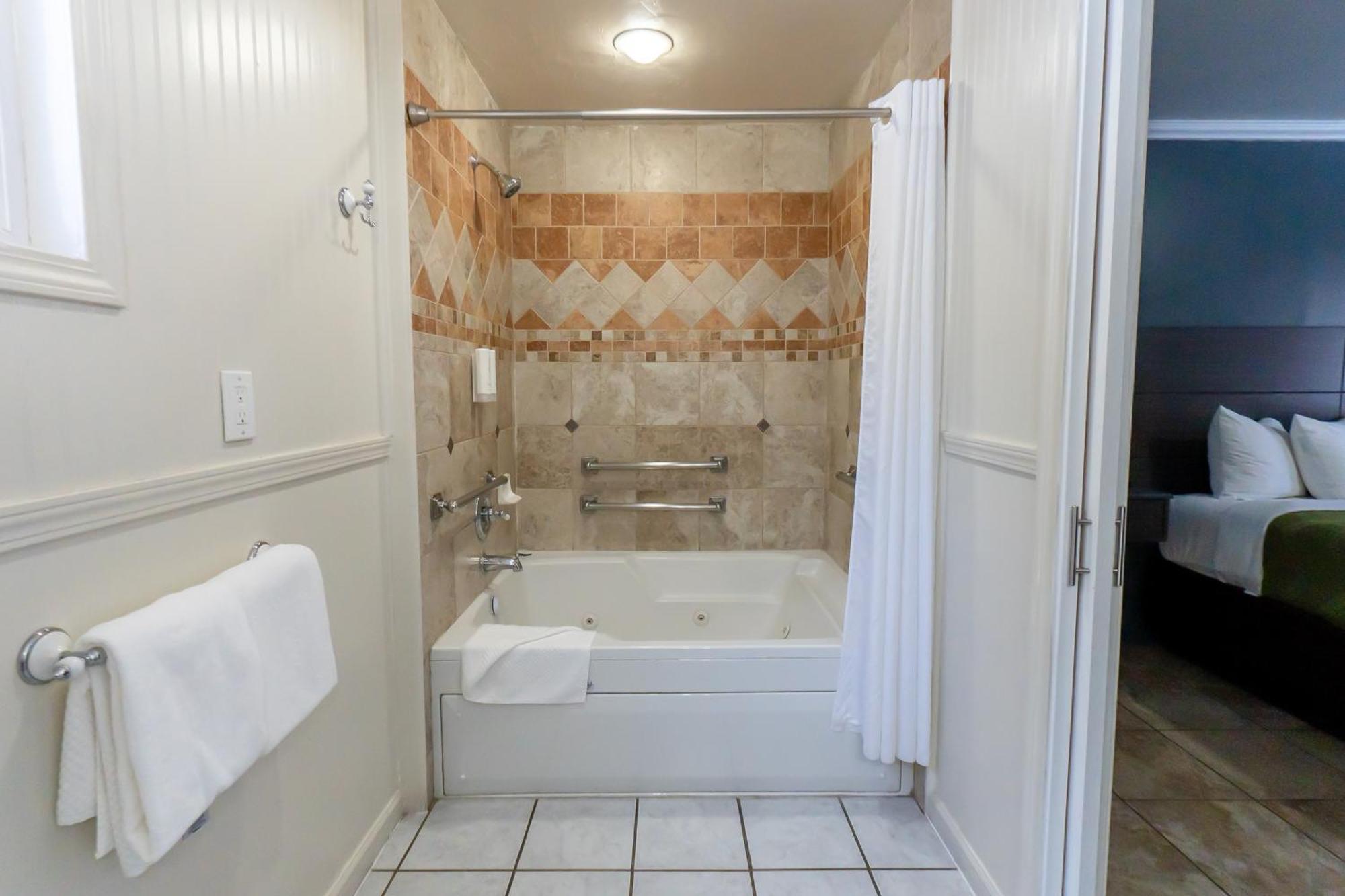 Hotel Econo & Heavenly Village Area South Lake Tahoe