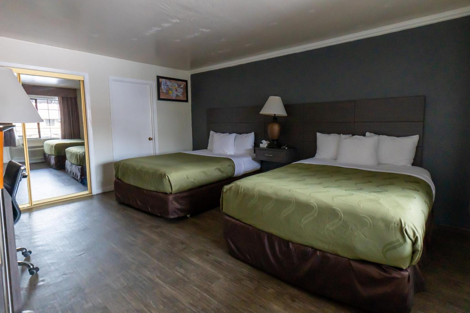 Econo & Heavenly Village Area Hotel South Lake Tahoe