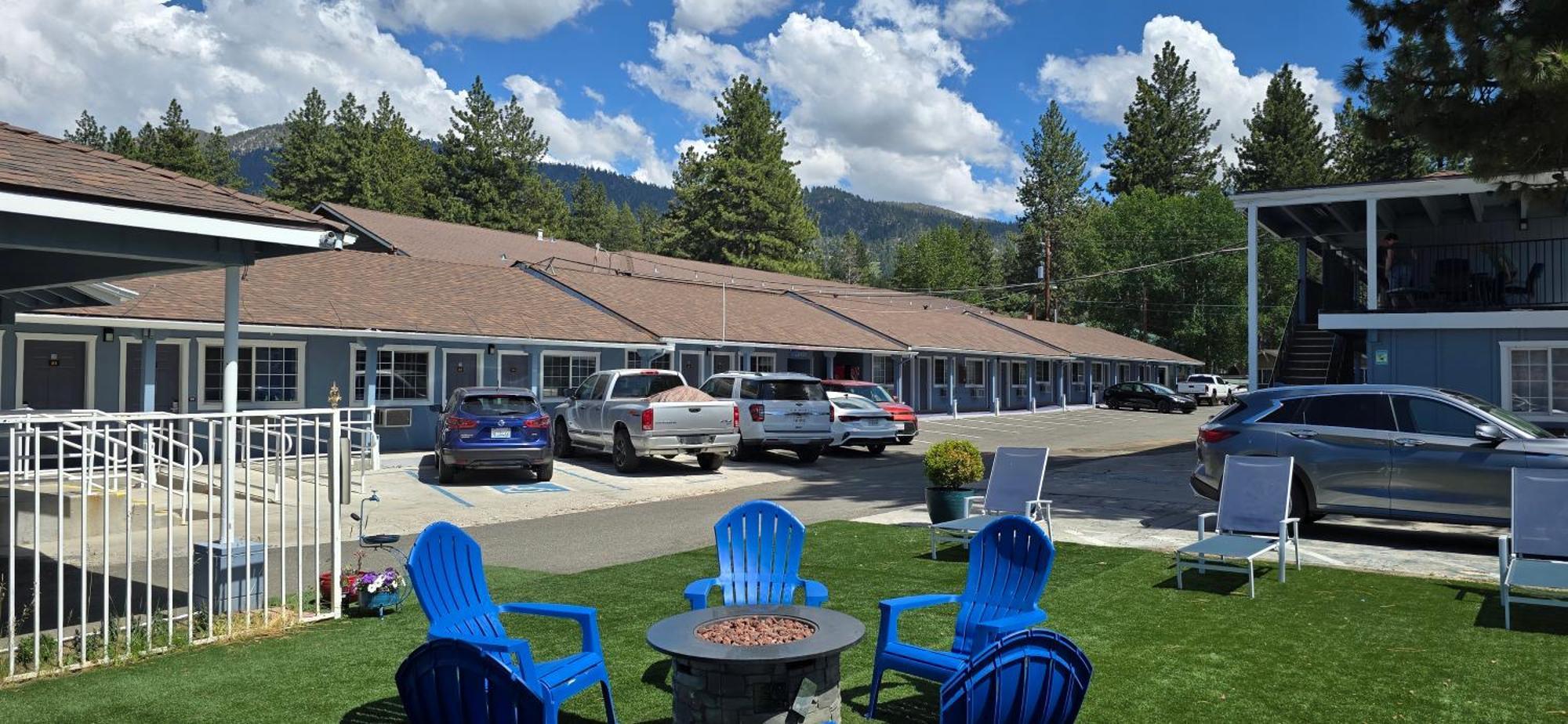 Bluebird Day & Motel