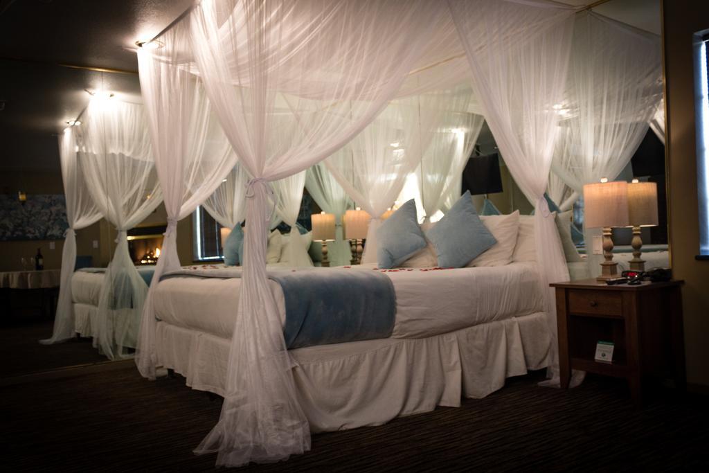 Hotel Postmarc And