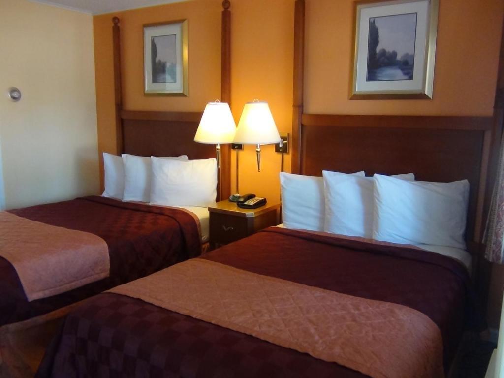 Alpine & Hotel South Lake Tahoe