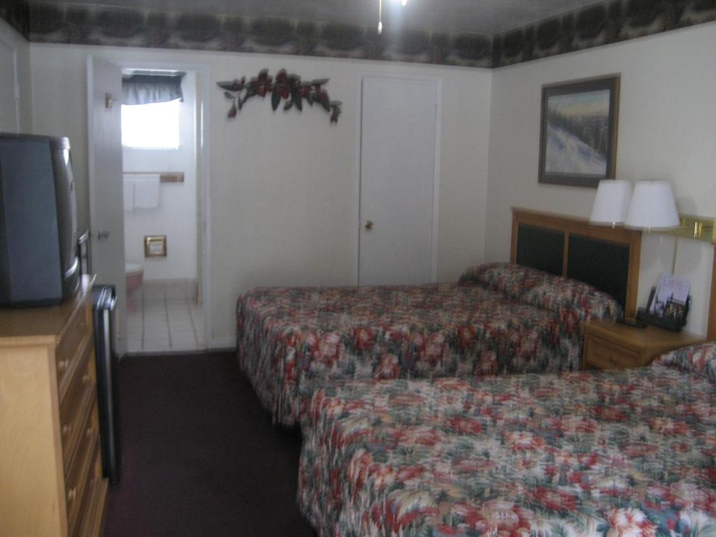 Motel Travelers And South Tahoe