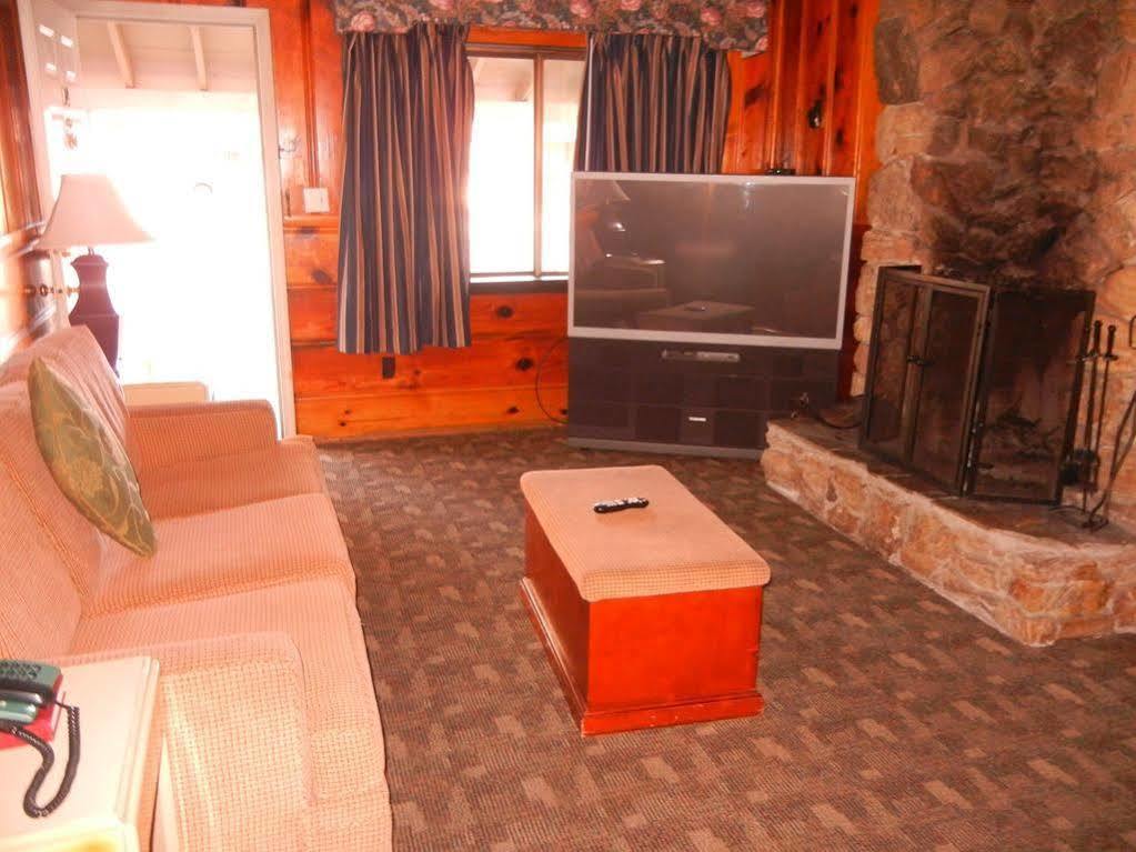 Tahoe Hacienda Motel 2*