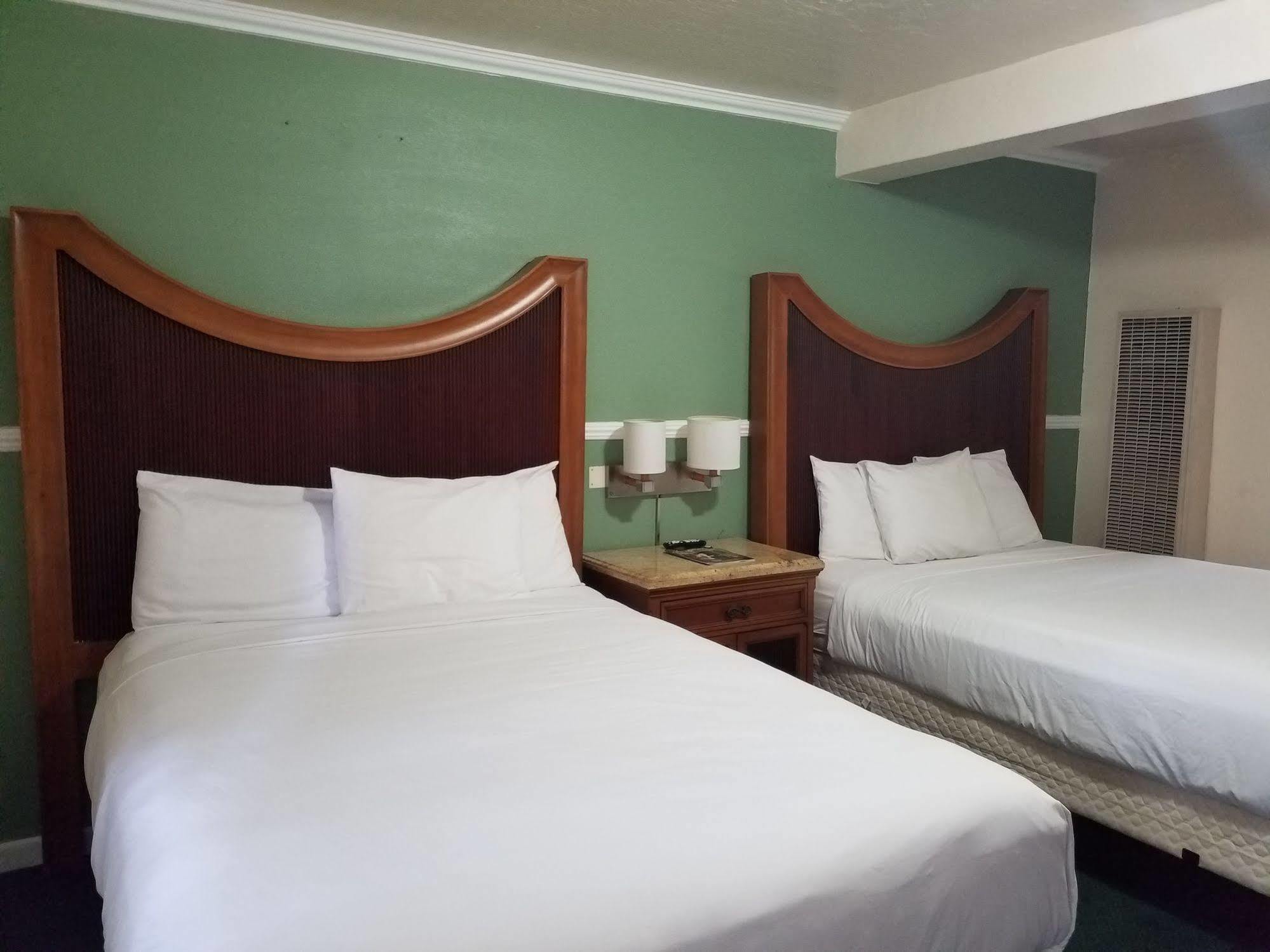 Hotel Econo & Heavenly Village Area South Lake Tahoe