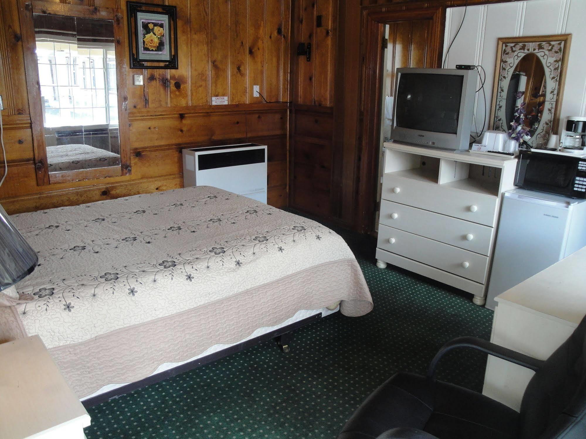Pinewood Motel South Lake Tahoe