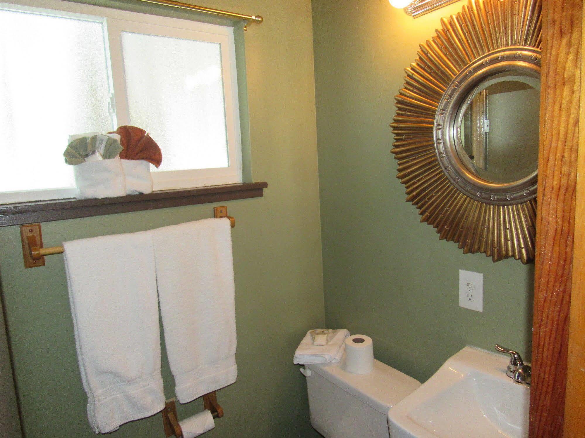 Hotel Emerald Bay South Lake Tahoe