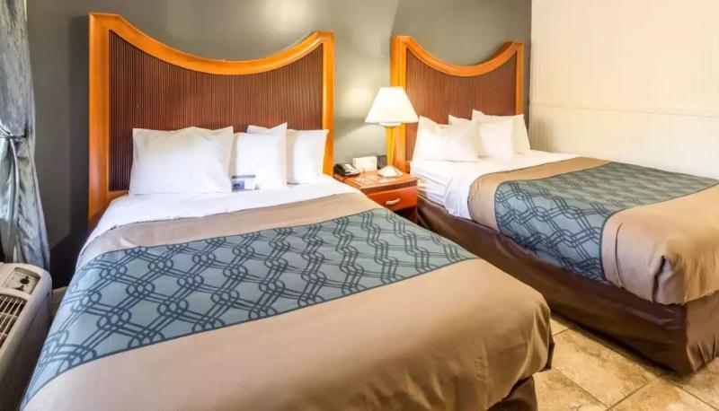 Econo & Heavenly Village Area Hotel South Lake Tahoe