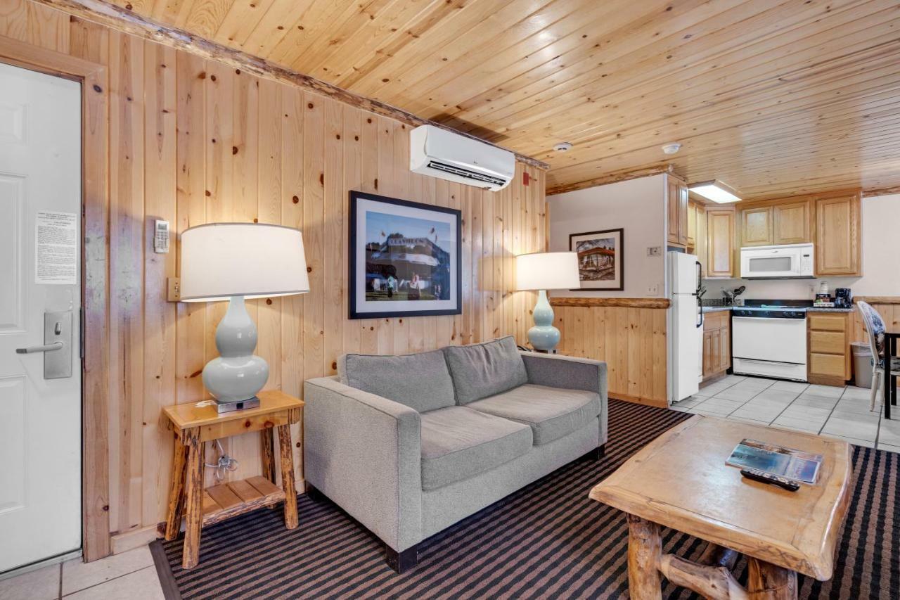 3 Peaks & Club Resort