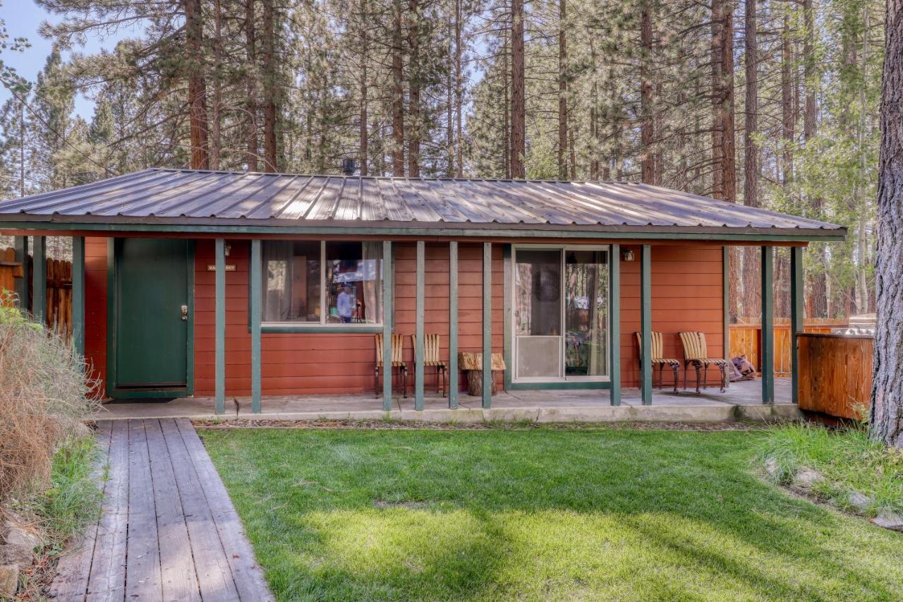 Spruce Grove Washoe Cabin Holiday home *
